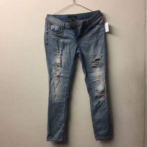 New Charlotte Russe ripped jeans